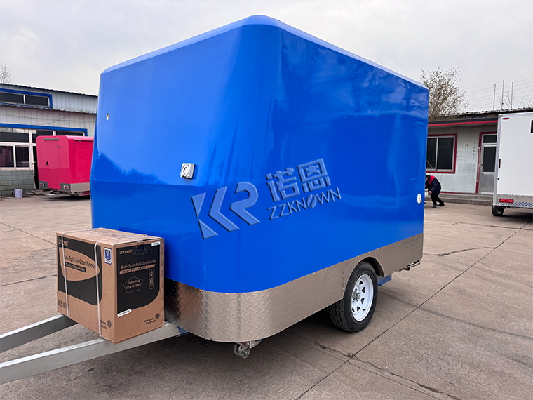 Customized Food Truck with Large Selling Window