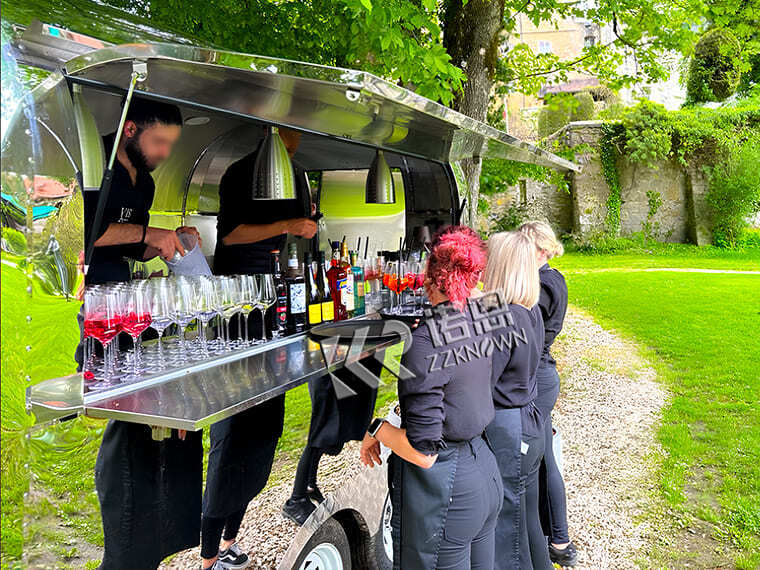 Stainless Steel Food Trailer Airstream Food Trucks For Weddings