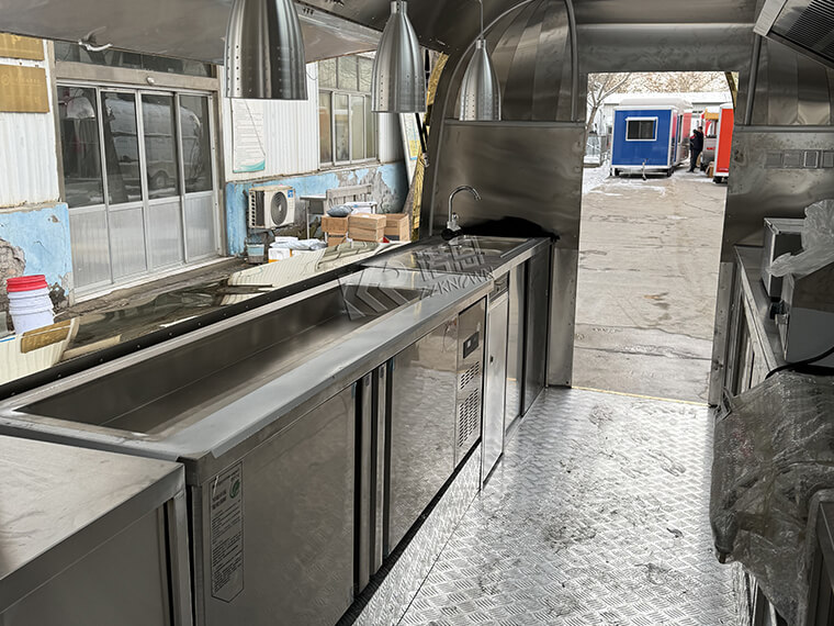 Golden Stainless Steel Airstream Catering Trailer Food Vans For Sale