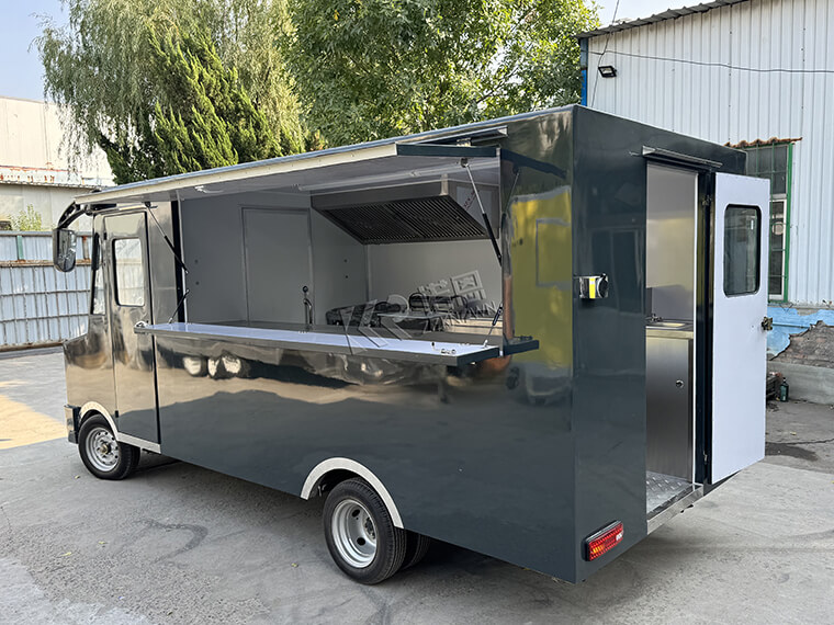 American Standard 110V 5m Retro Electric Food Truck (Battery Not Included)