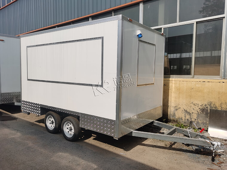 British Standard 3.5m/11.5ft White Square Food Truck Fast Delivery Food Trailer