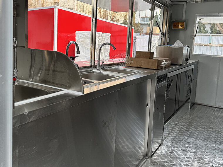 4m / 13.1ft customized square food truck with full car logo