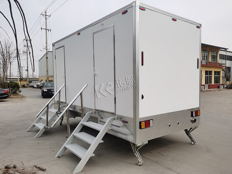 Luxury Bathroom Portable Toilet Mobile Restroom Trailer