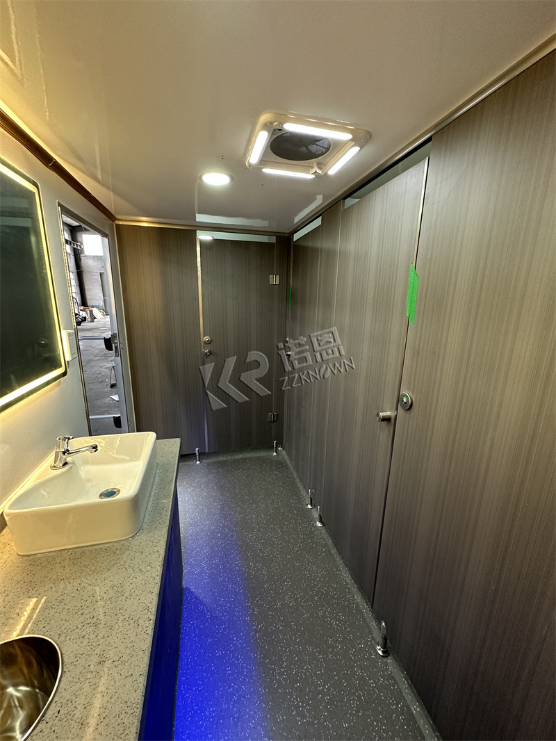 air conditioned luxury mobile portable restroom trailer for sale