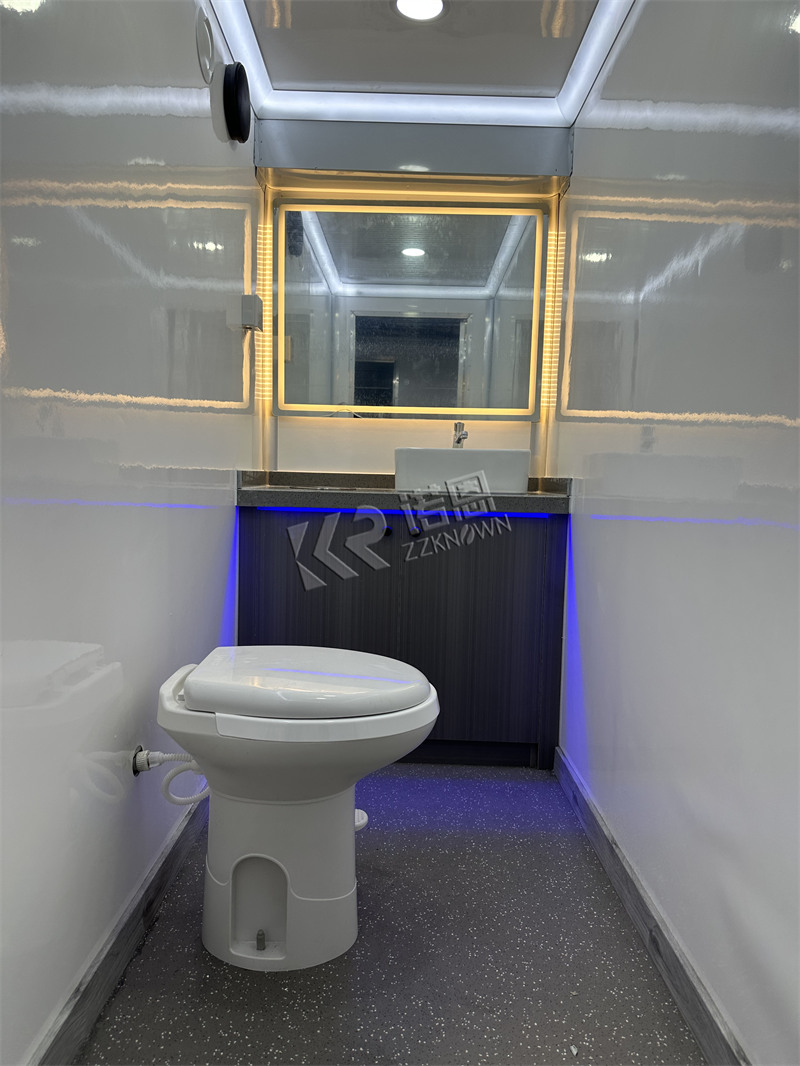 air conditioned luxury mobile portable toilets trailer for sale