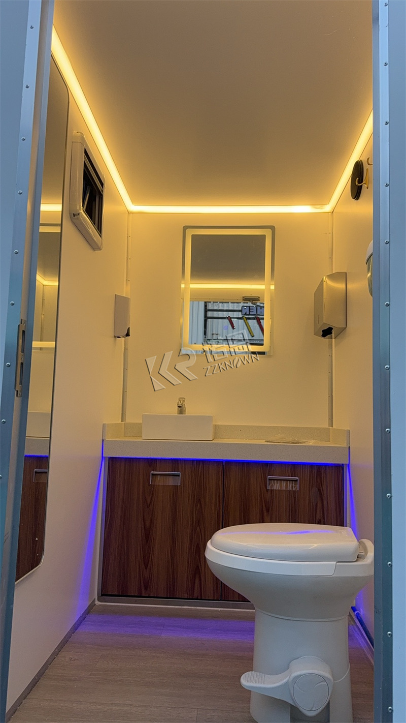 air conditioned luxury mobile portable toilets with bathrooms for sale