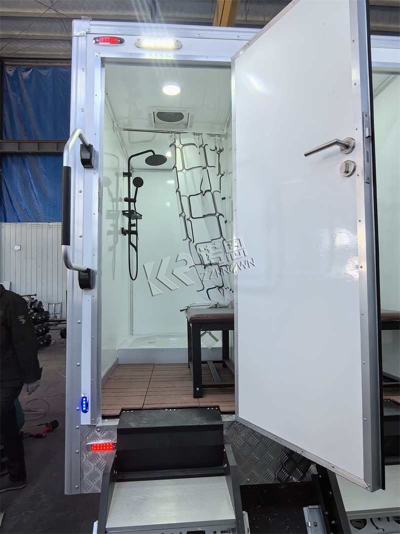 upscale luxury mobile portable bathroom and shower for sale