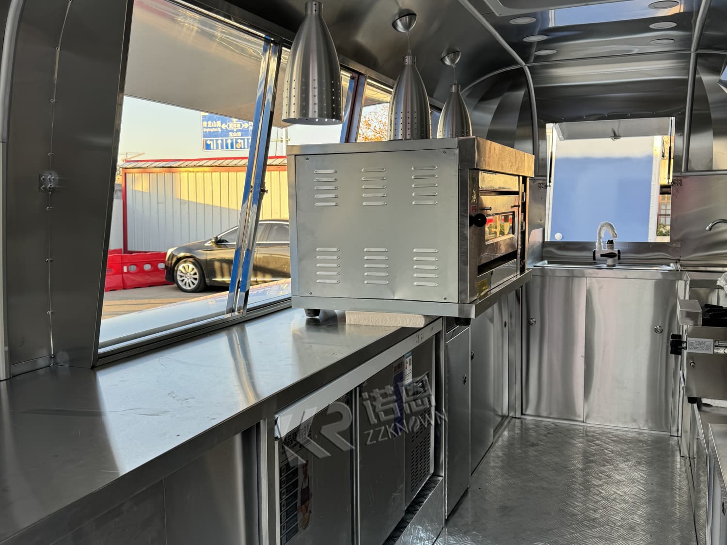 Factory price custom built airstream catering van in usa