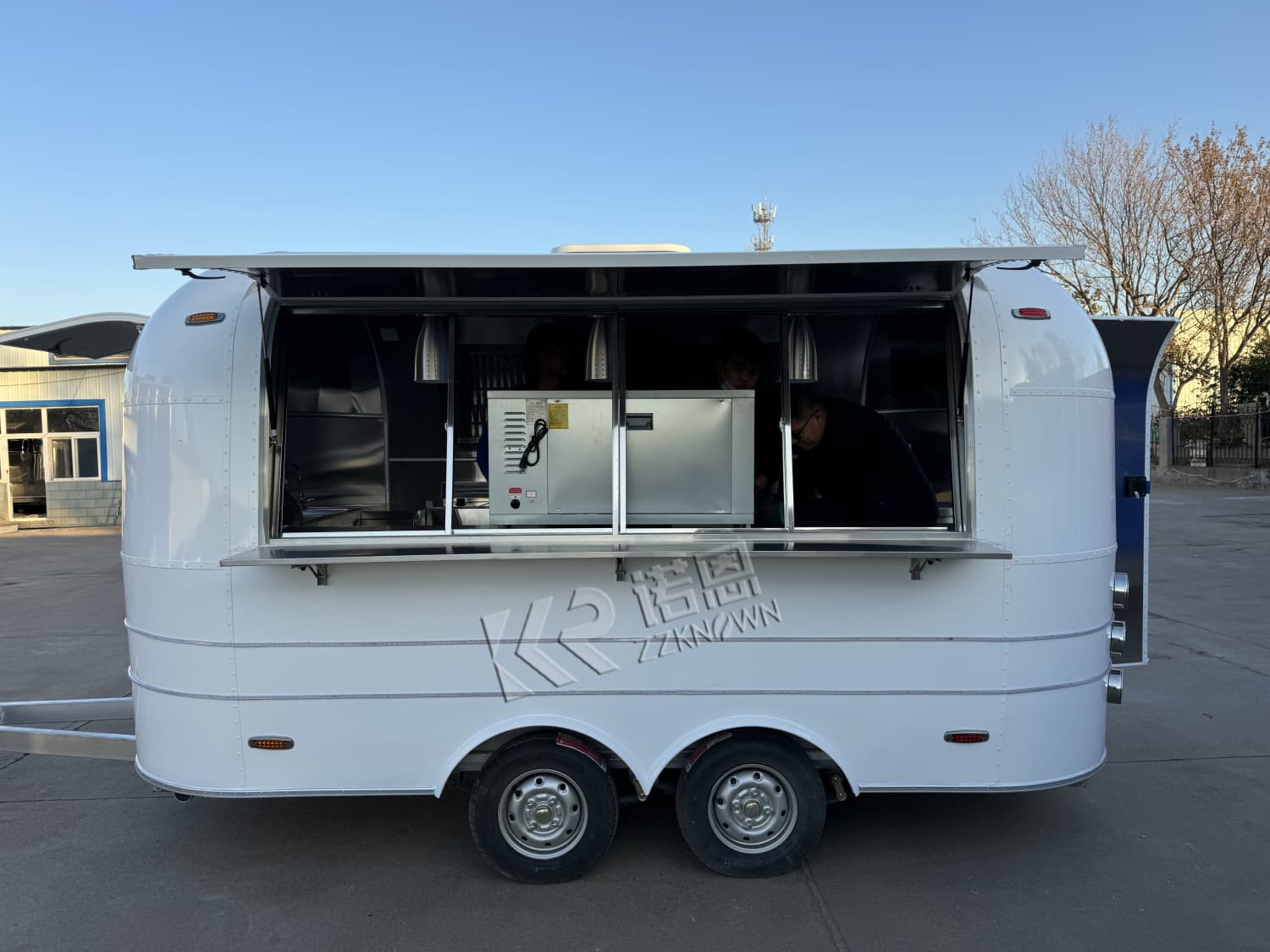 Factory price custom built airstream catering trailer in usa